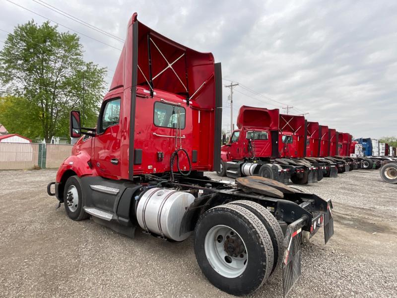 2019 Kenworth T600 Daycab