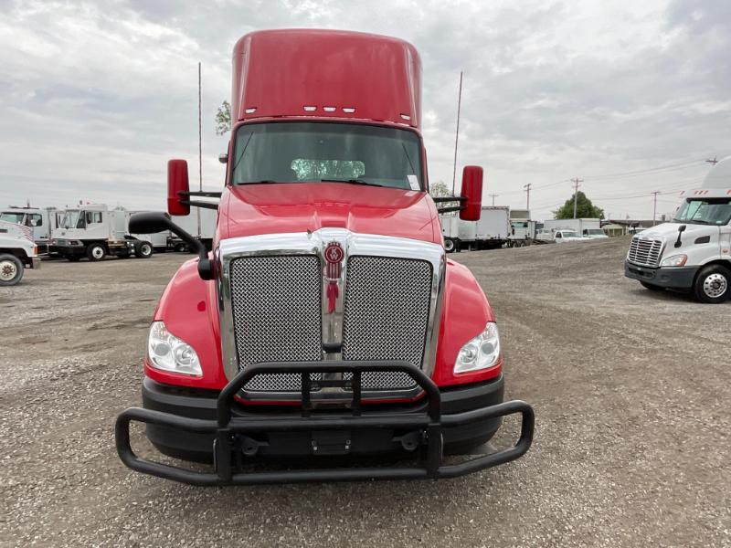 2019 Kenworth T600 Daycab