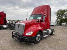 2019 Kenworth T600 Daycab