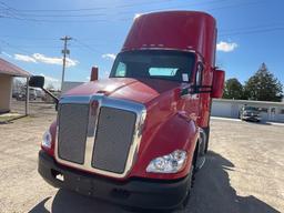 2019 Kenworth T680 Day Cab