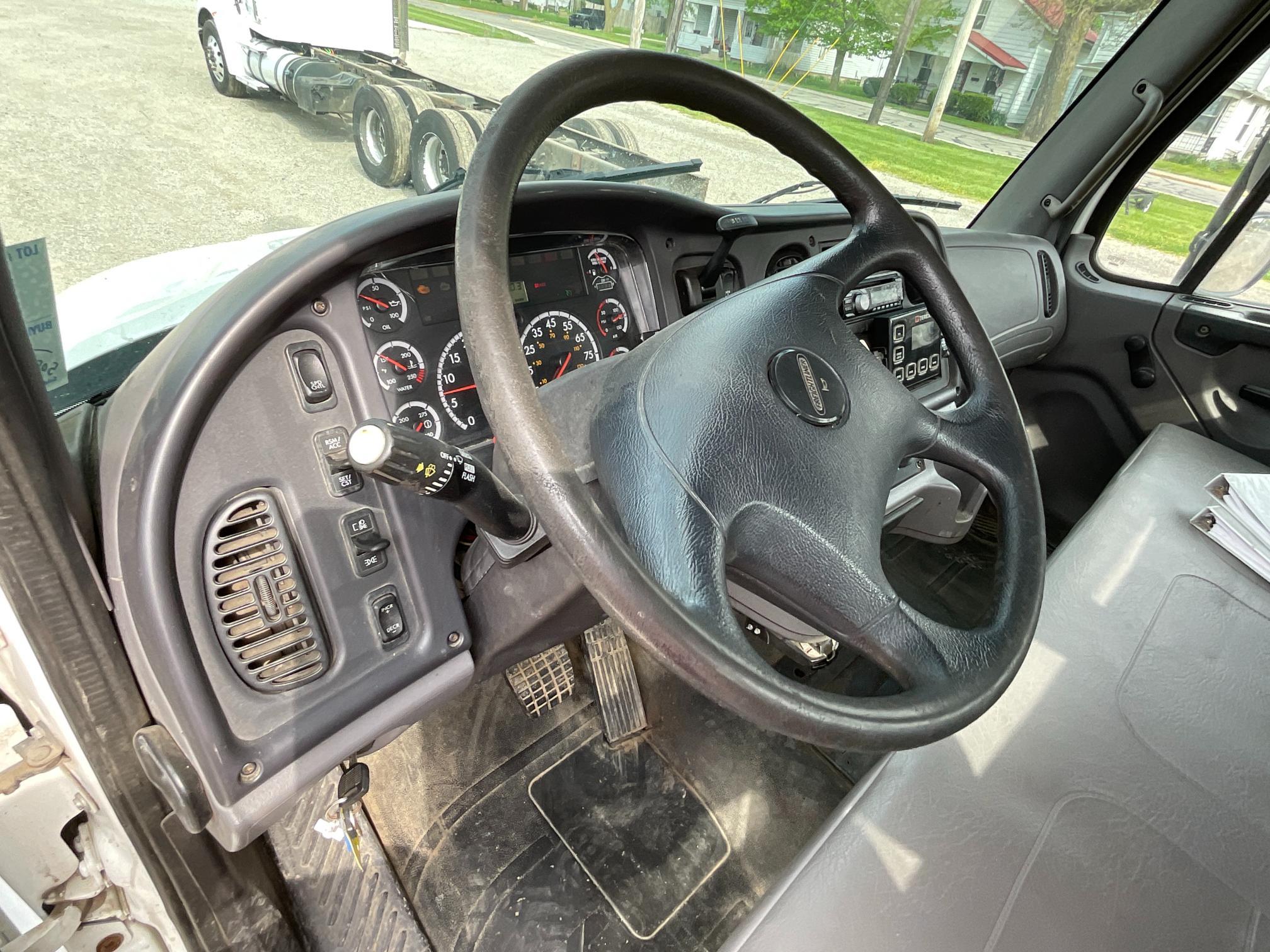 2014 Freightliner M2106 Bucket Truck