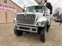 2012 International 7400 Digger Derrick