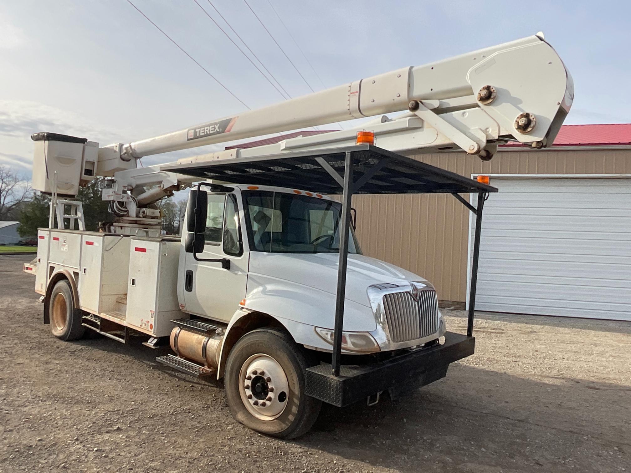 2015 International 4300 Bucket Truck