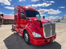 2022 Kenworth T680 Sleeper