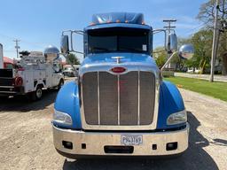 2013 Peterbilt 384 Sleeper