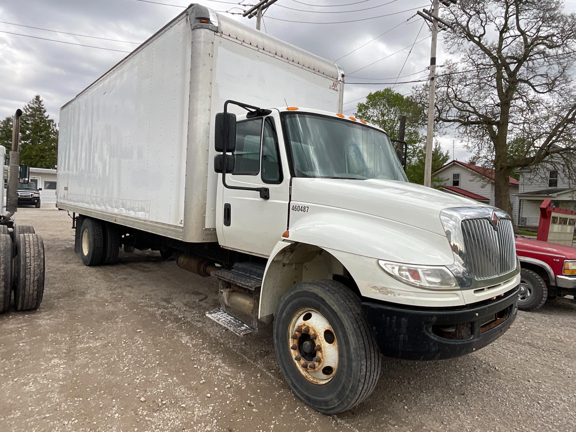 2016 International 4300 Box Truck