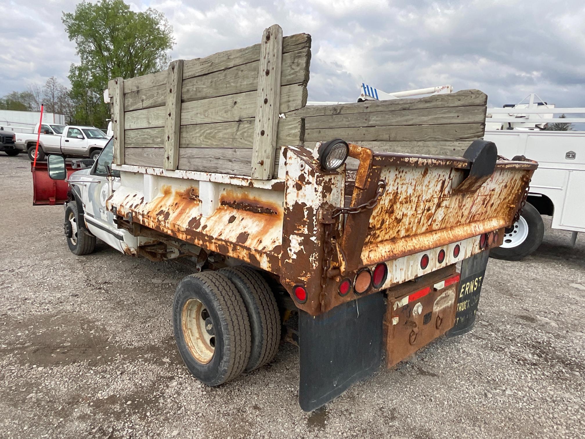 1993 Chevrolet 3500 Dump w/ Plow