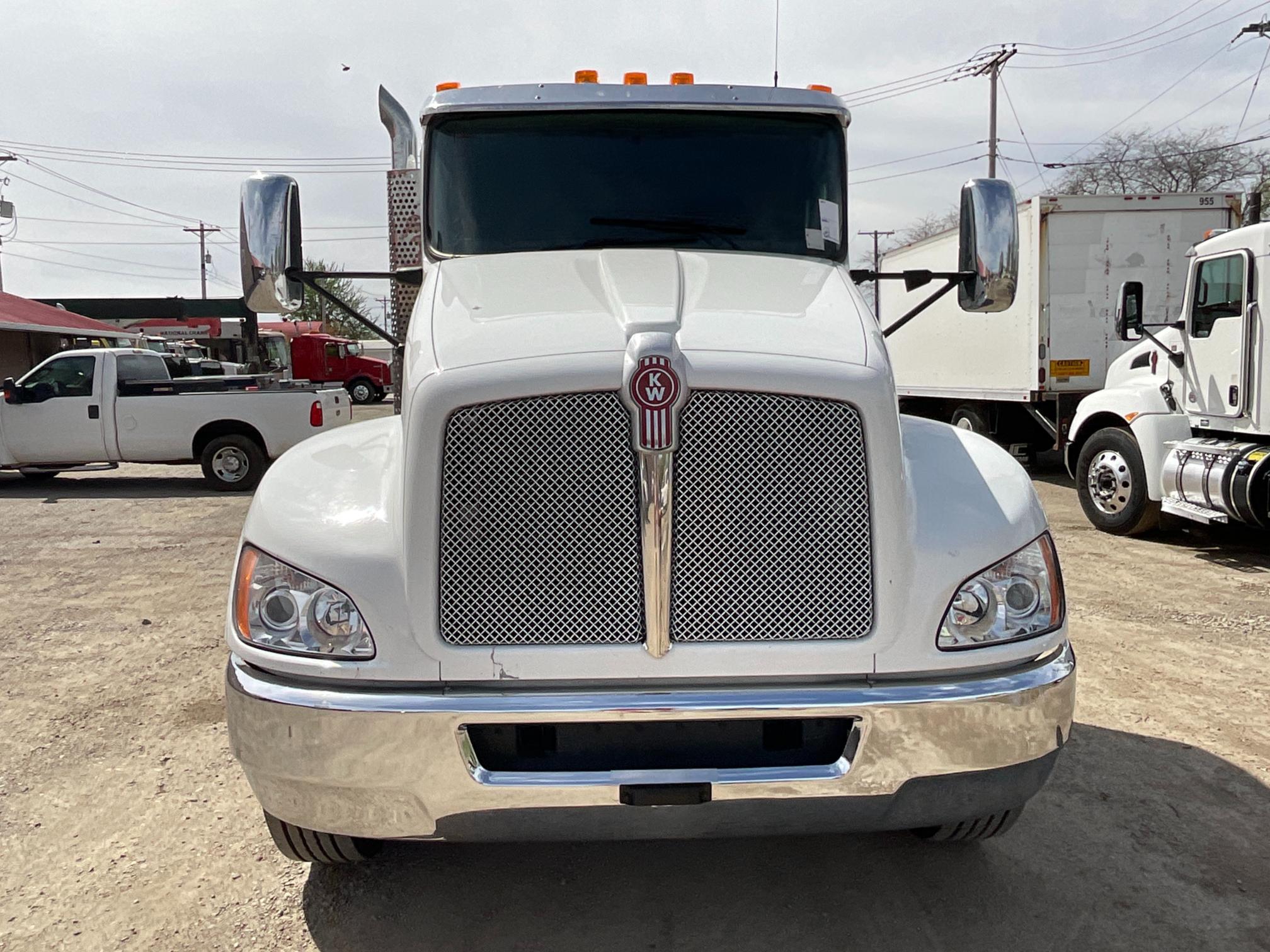 2018 Kenworth T370 Cab Chassis