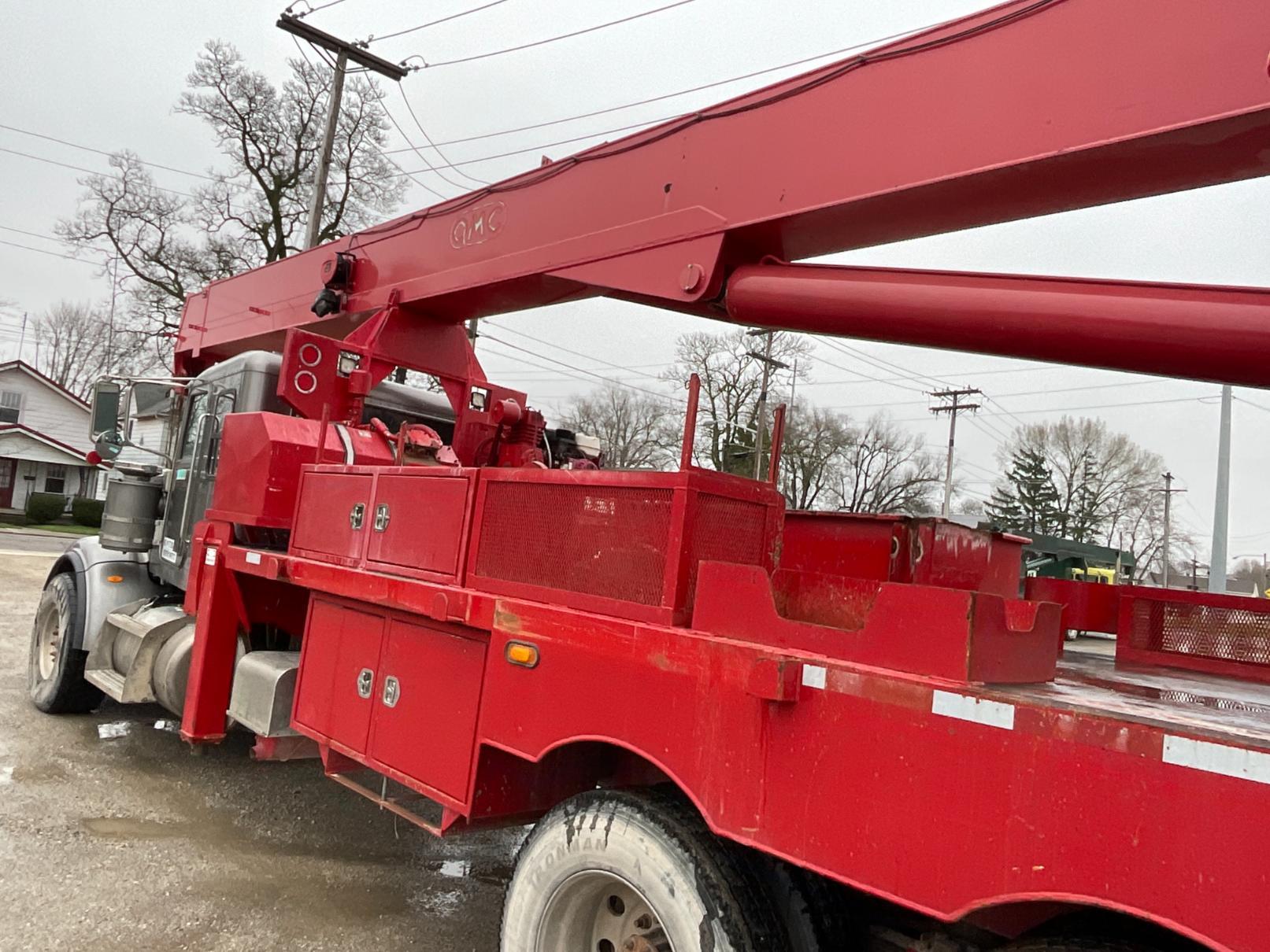 2015 Peterbilt 367 Crane Truck