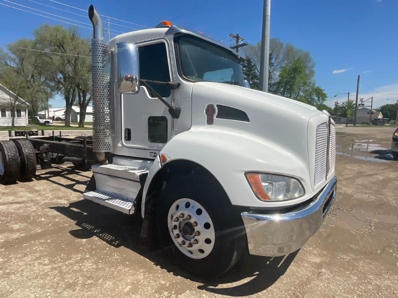 2018 Kenworth T370 Cab & Chassis