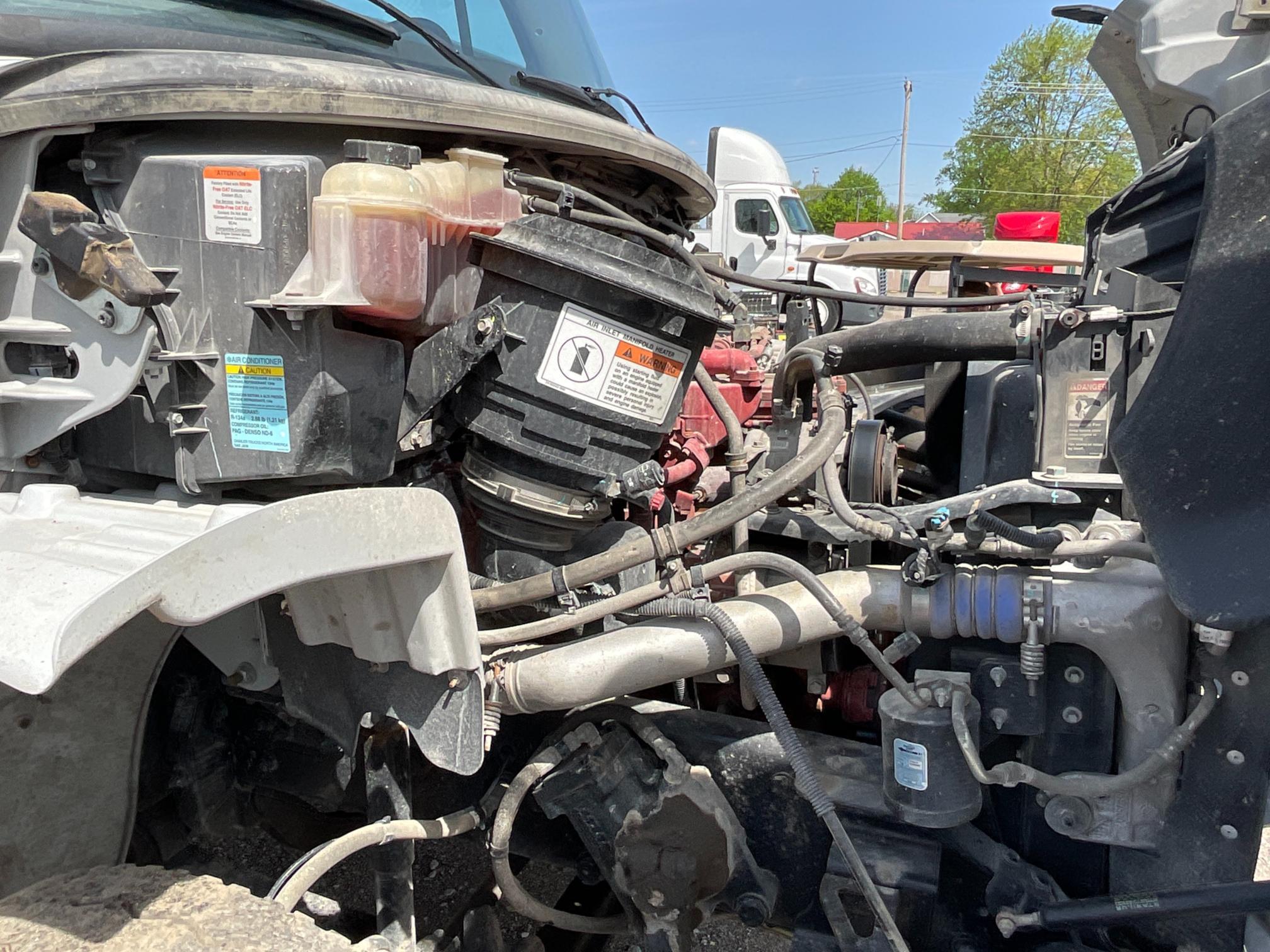 2018 Freightliner M2106 Flatbed w/ Moffett Hookup