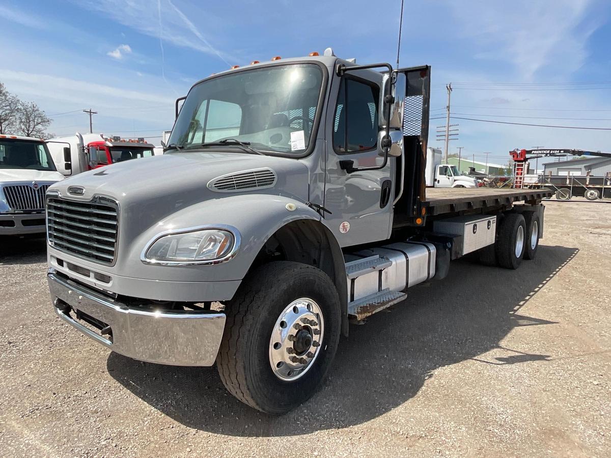 2018 Freightliner M2106 Flatbed w/ Moffett Hookup