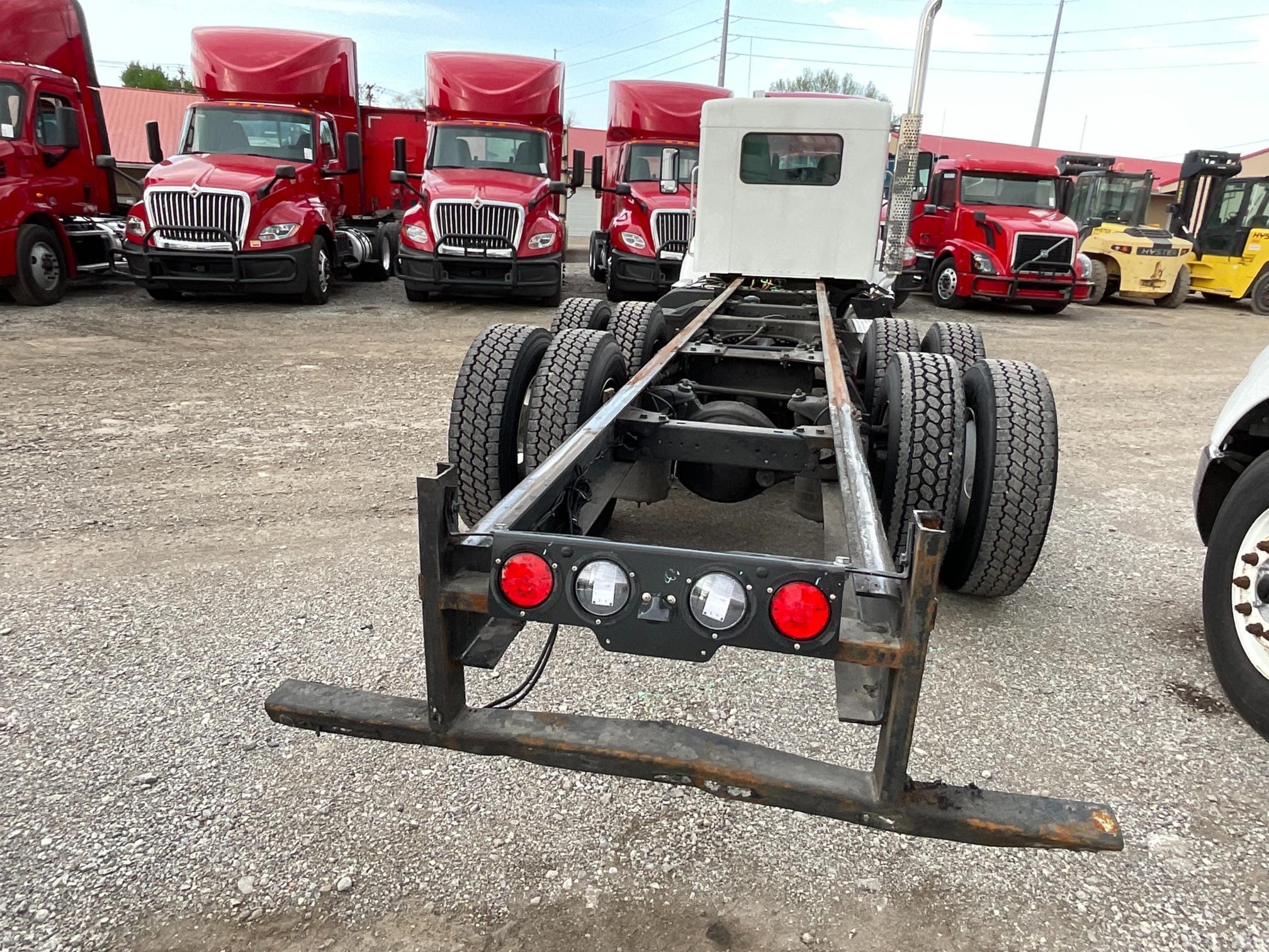 2019 Kenworth T370 Cab & chassis