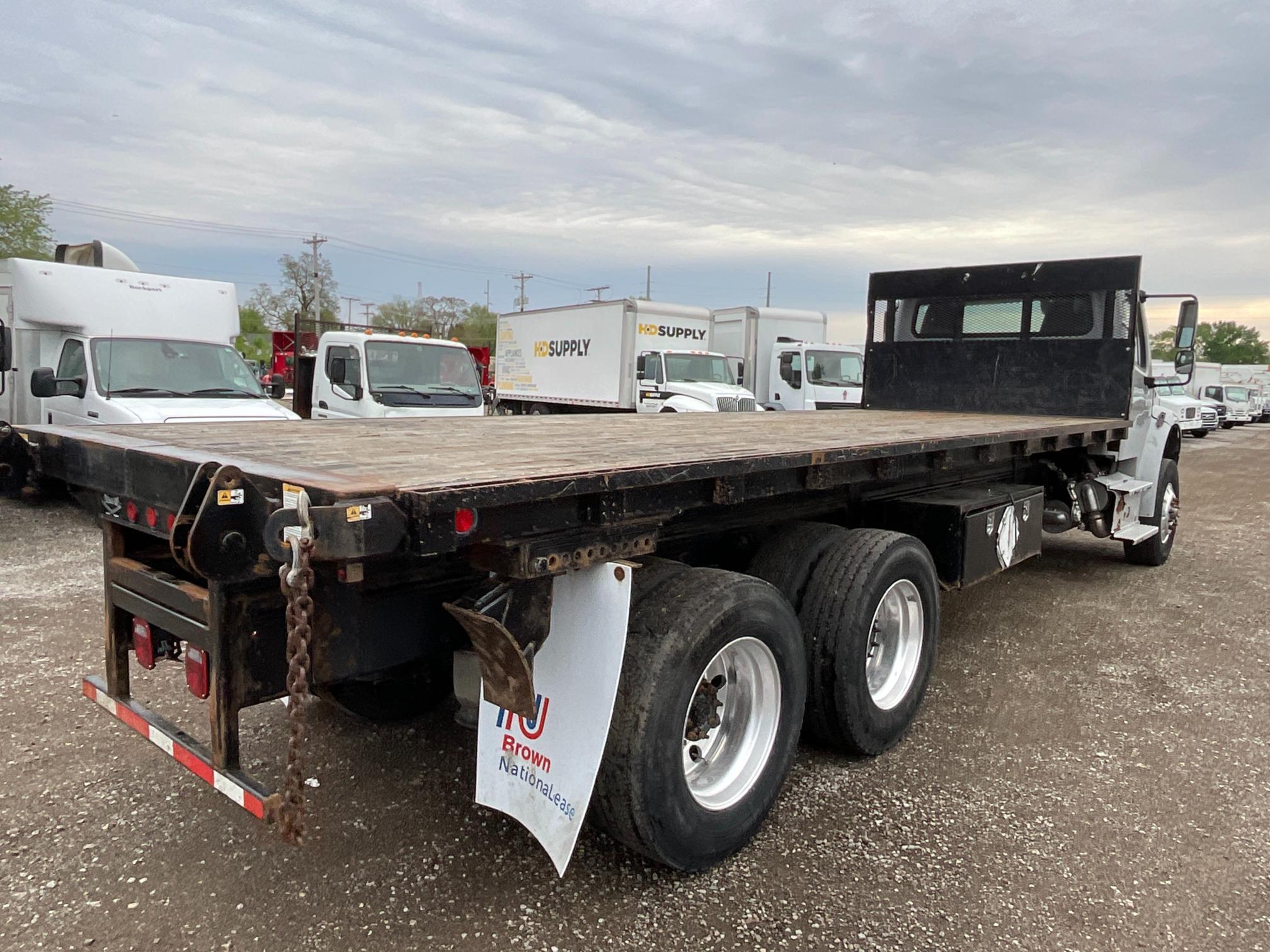 2017 Freightliner M2106 Flatbed w/ Moffett Hookup