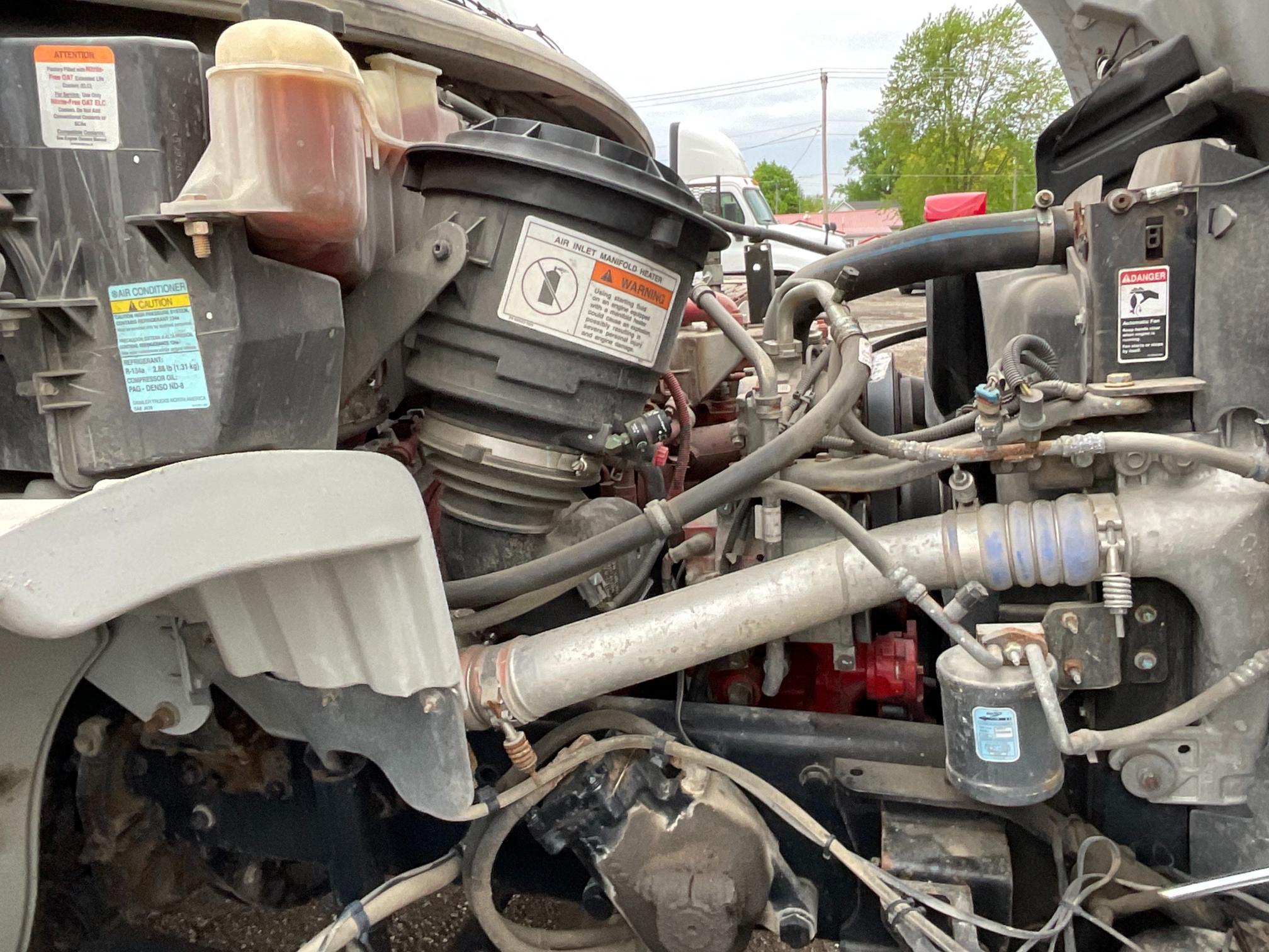 2017 Freightliner M2106 Flatbed w/ Moffett Hookup