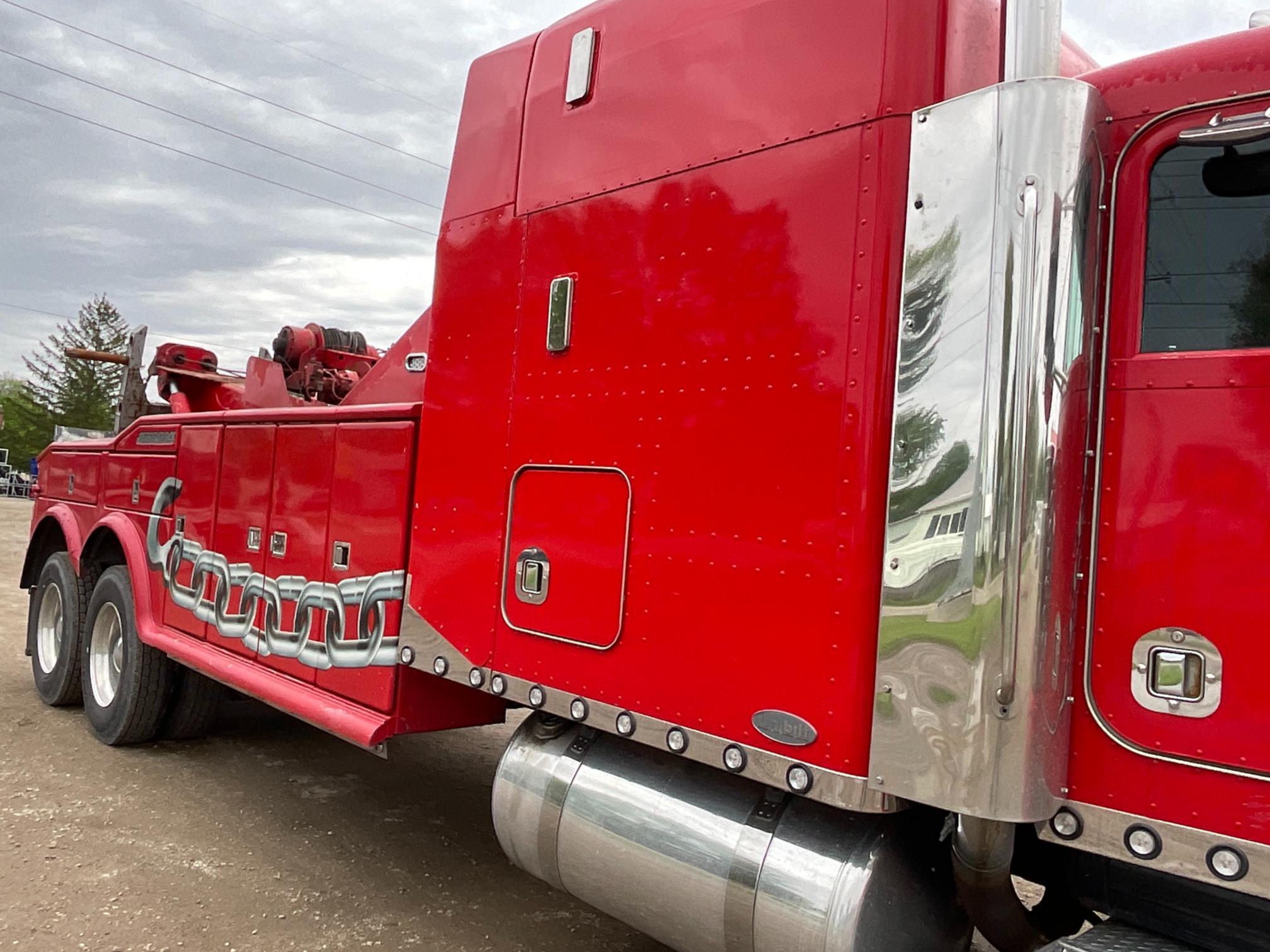 2003 Peterbilt 379 Heavy Wrecker