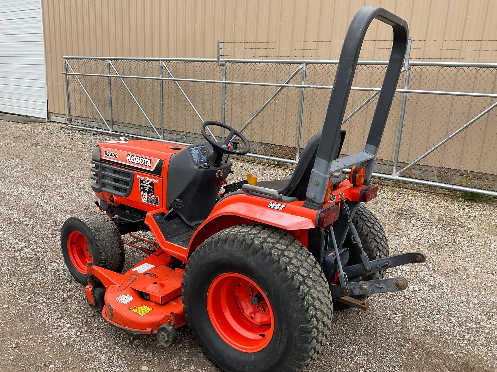 Kubota B2400 Tractor