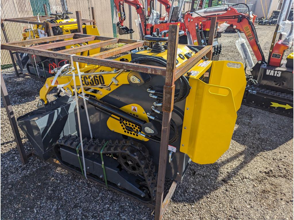 2024 EGN EG360 Mini Skid Steer