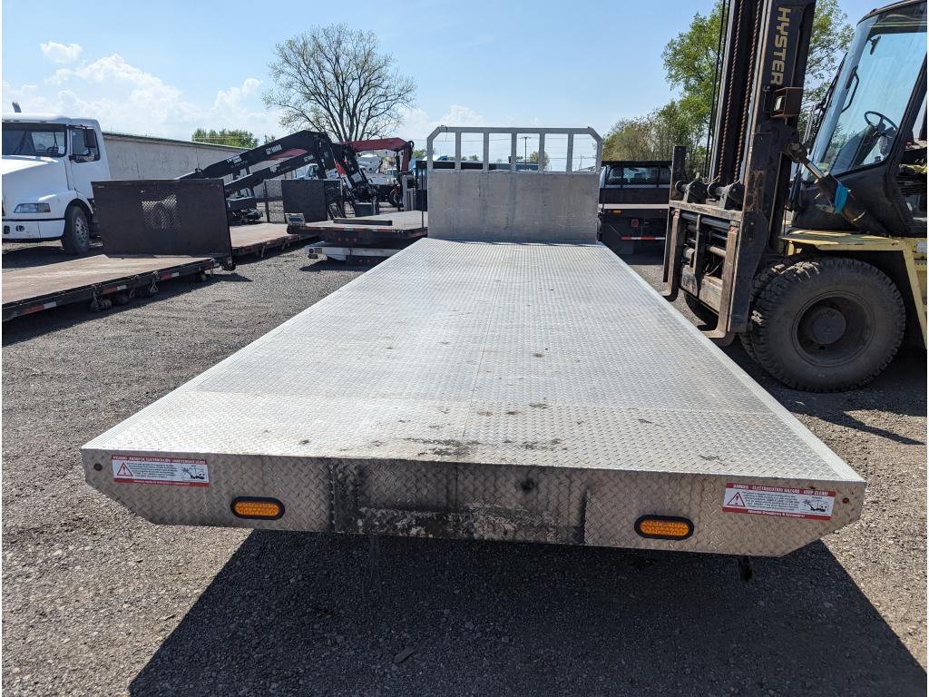 25' x 102" Aluminum Flatbed