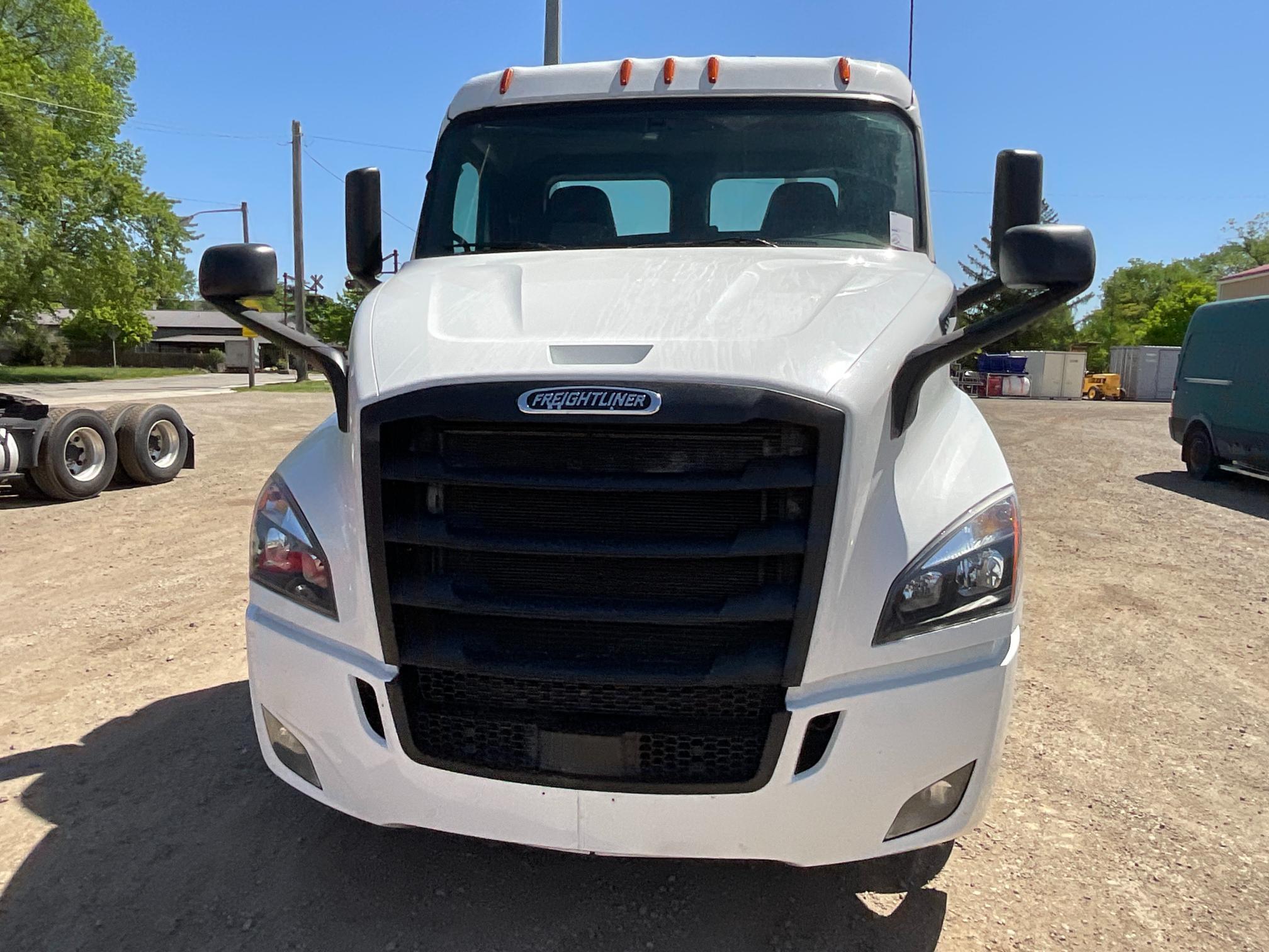 2019 Freightliner Cascadia DayCab