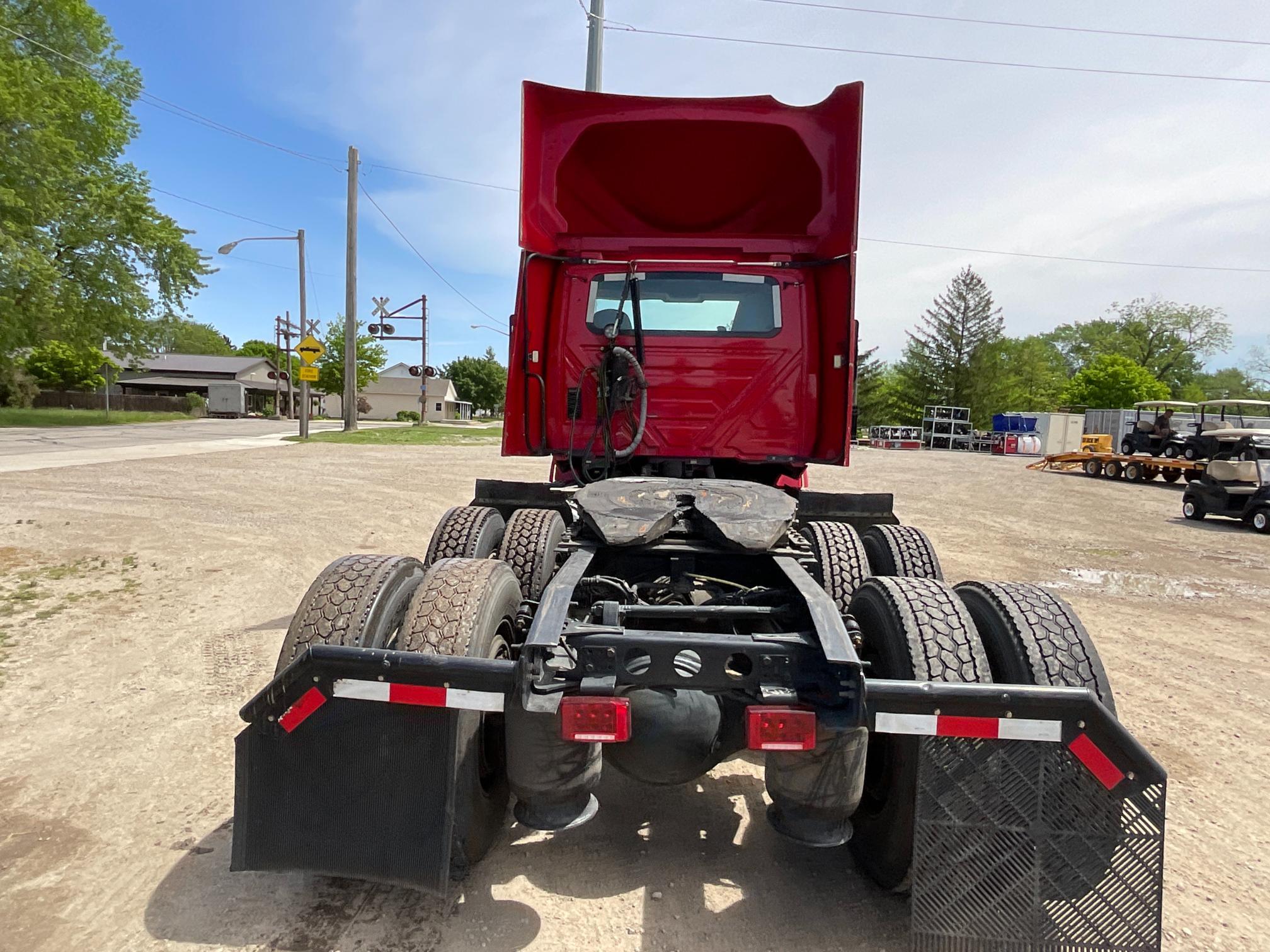 2019 International LT625 Day Cab