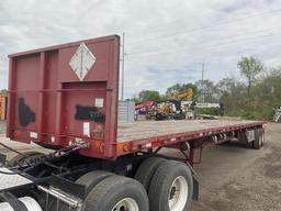 2007 Lufkin Flatbed w/ Moffett Hookup