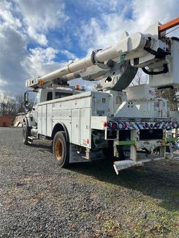 offsite- 2005 International 7300 Bucket Truck