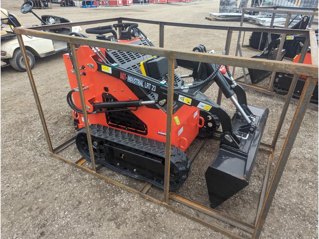 AGT LRT23 Mini Skid Steer