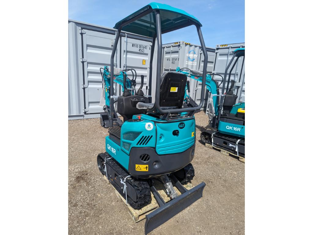 AGT QK16R Mini Excavator