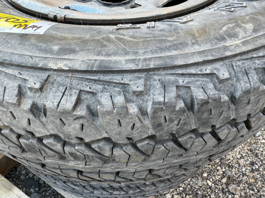 2 Firestone Destination Lt245/75R16