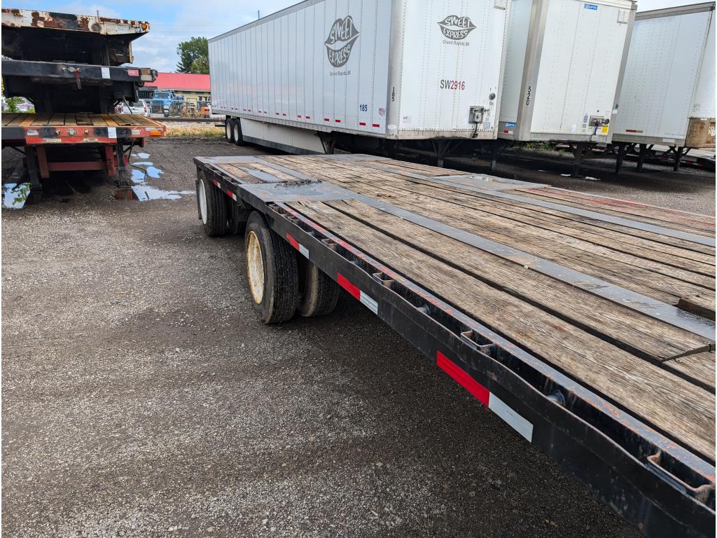 1995 Fontaine Step Deck Trailer