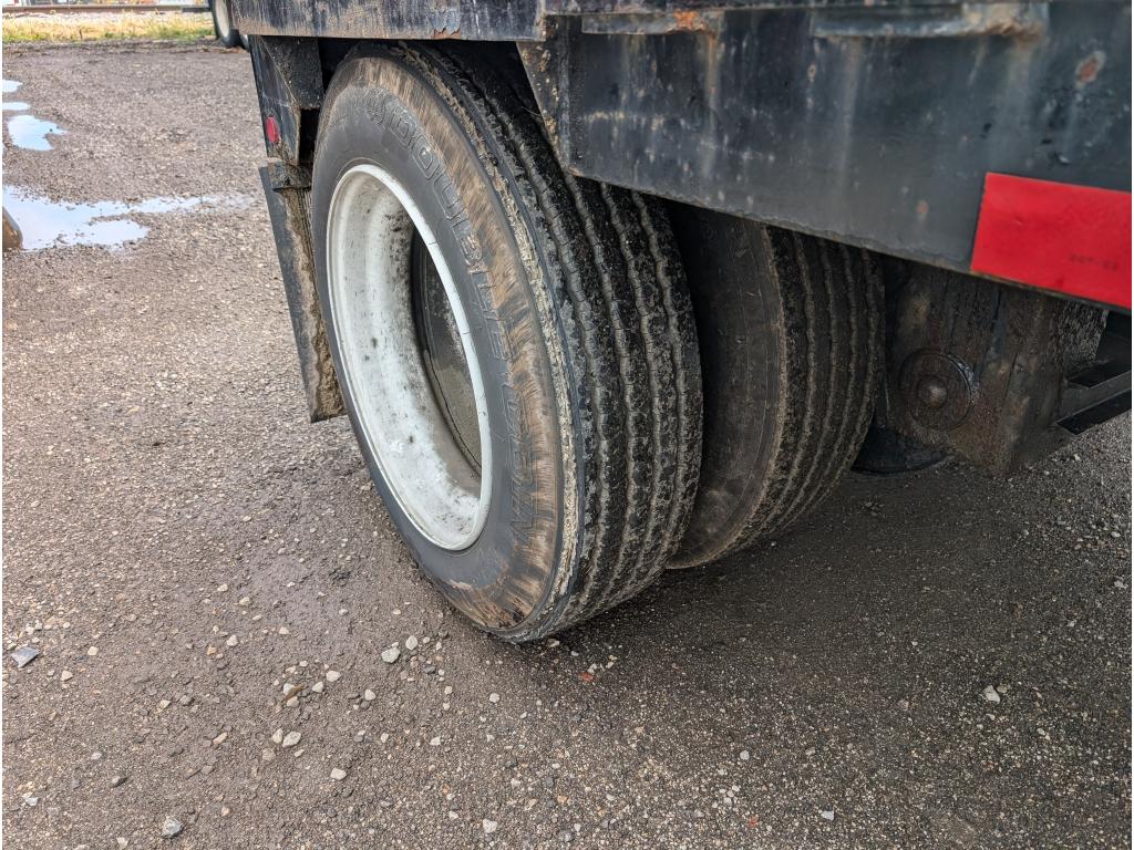 1995 Fontaine Step Deck Trailer