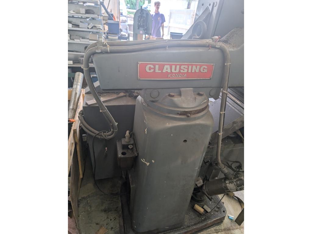 Clausing Kondia FV-1 Vertical Milling Machine