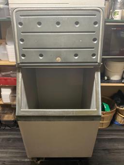 Scotsman CME656AS-32D Ice Maker