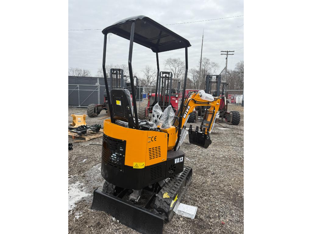 Miva VA13 Mini Excavator W/ Mechanical Thumb