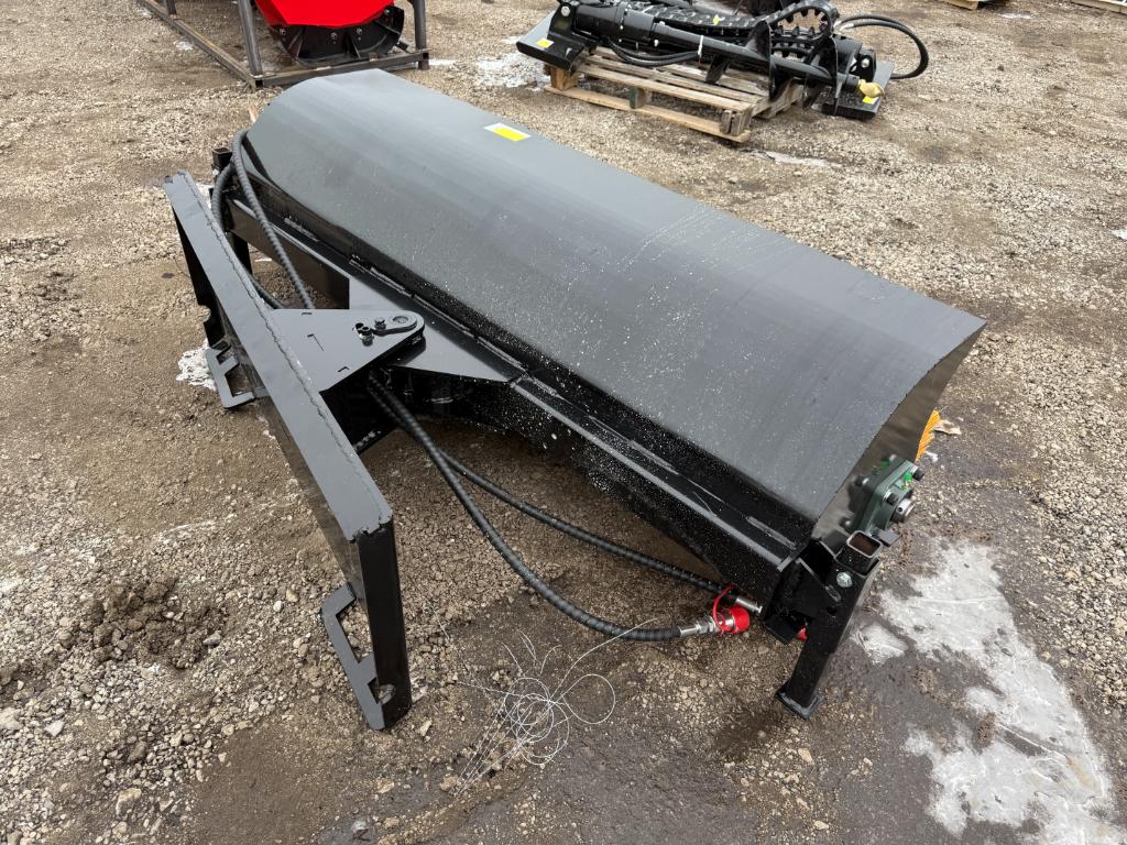 GIYI Skidsteer 61" Sweeper