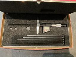 Starrett No. 749 Digital Gauge