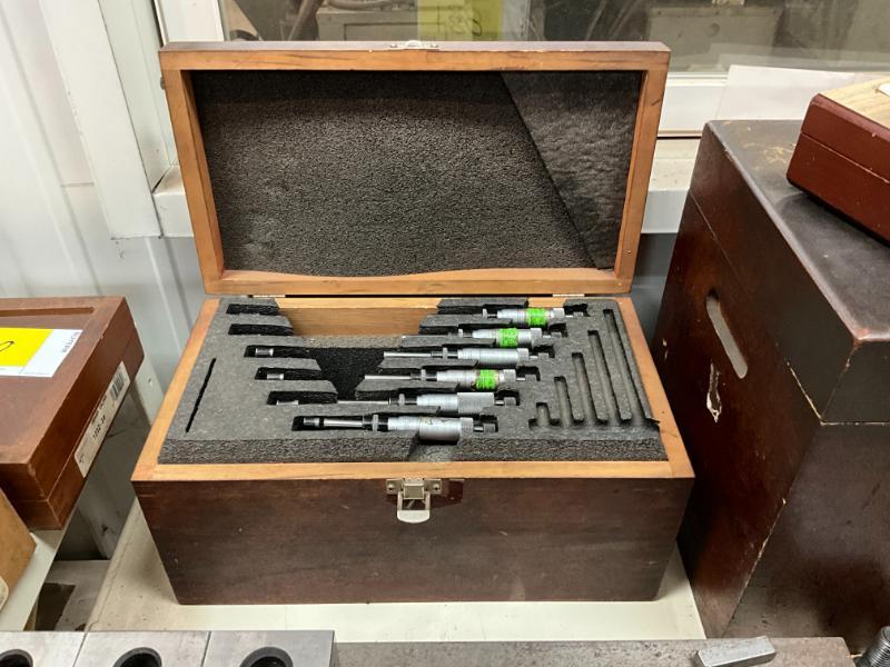 Starrett Micrometer Set 0"- 6"