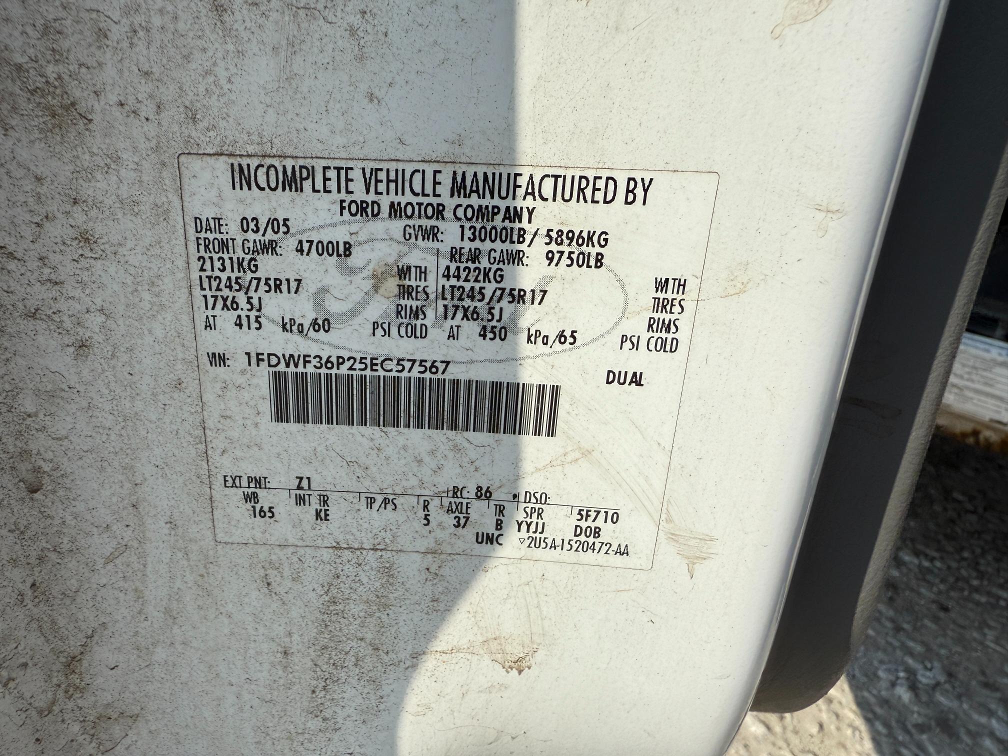 2005 Ford F350 Flatbed