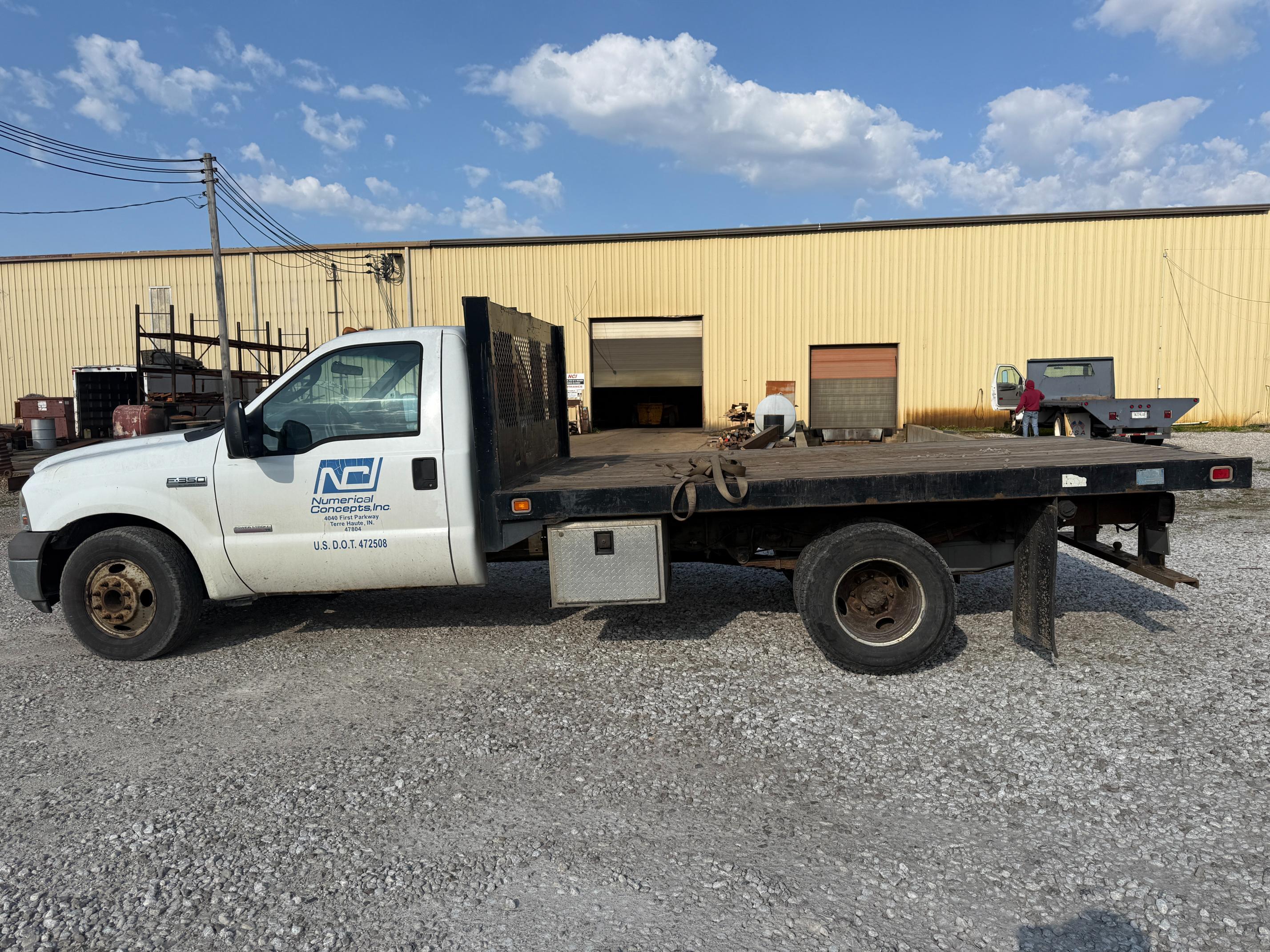 2005 Ford F350 Flatbed