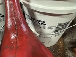 Hydraulic Fluids & Funnels