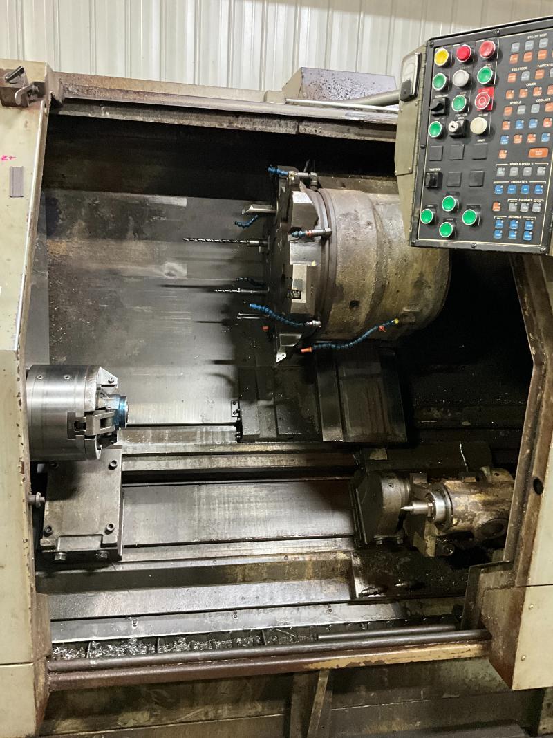 Cincinnati Milacron 10 Cinturn univ Turning Center CNC