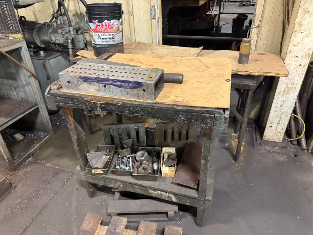 Cincinnati Milacron Horizontal Machining Center