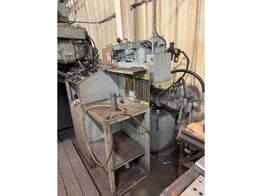 Cincinnati Milacron Horizontal Machining Center