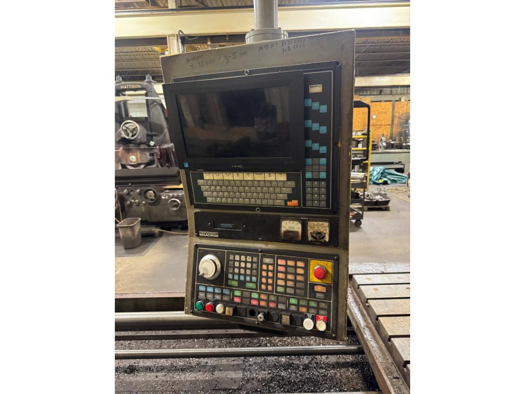 Cincinnati Milacron Horizontal Machining Center