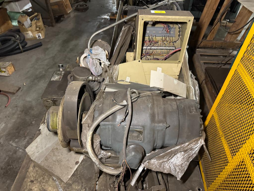 Trade In McCain 2000 Sticher Machine