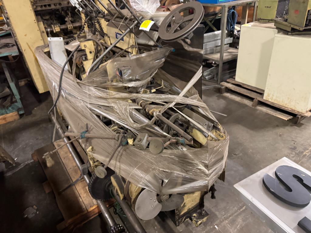 Trade In McCain 2000 Sticher Machine