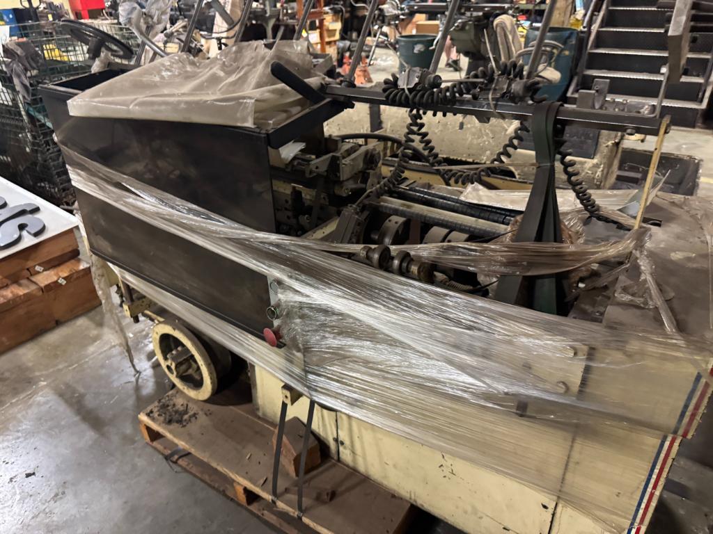 Trade In McCain 2000 Sticher Machine