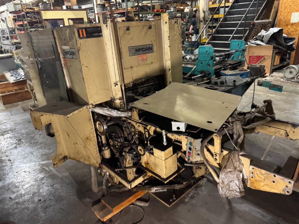 Trade In McCain 2000 Sticher Machine