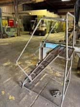 4-Step Rolling Ladder